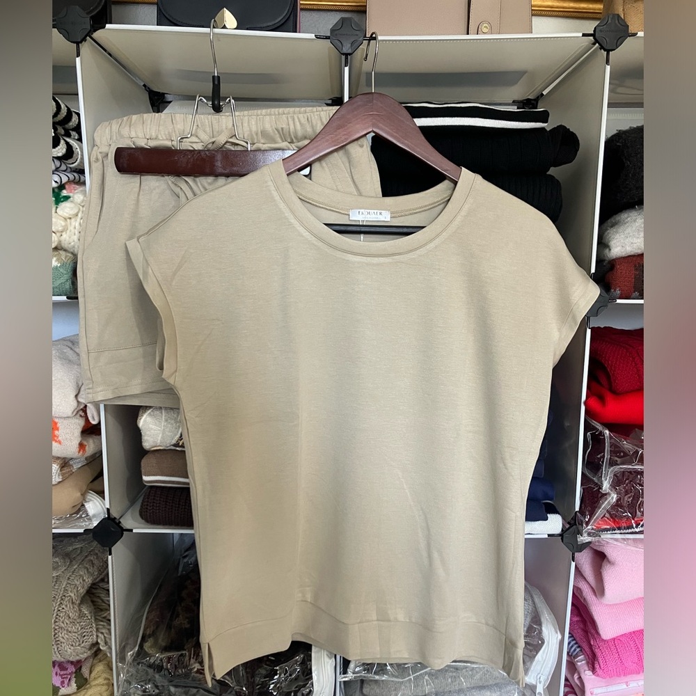 NWT Ekouaer Knit Lounge Set